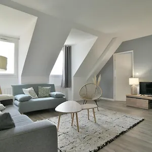  Appartement Kermael - Appt Vue Et Piscine Partagee